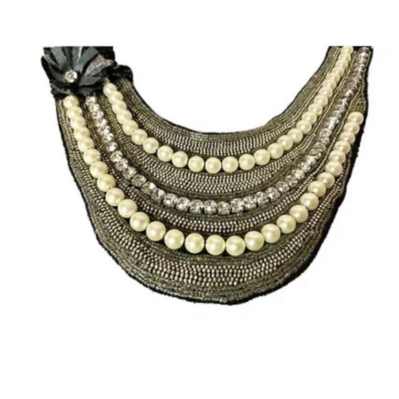 Stella & Dot Natasha Glass Beaded Faux Pearl Bib Necklace Black - Picture 8 of 11